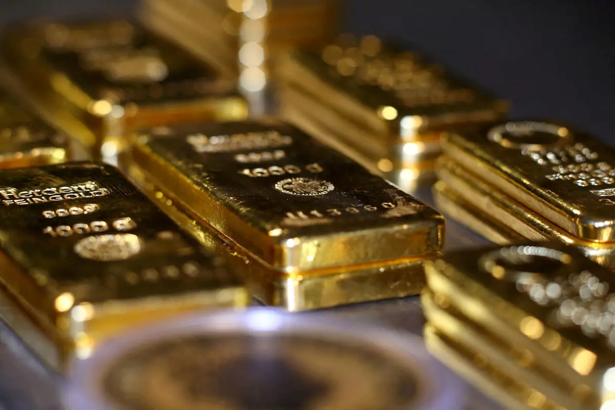 ارتفاع أسعار الذهب مع تراجع الدولار وعوائد سندات الخزانة‎