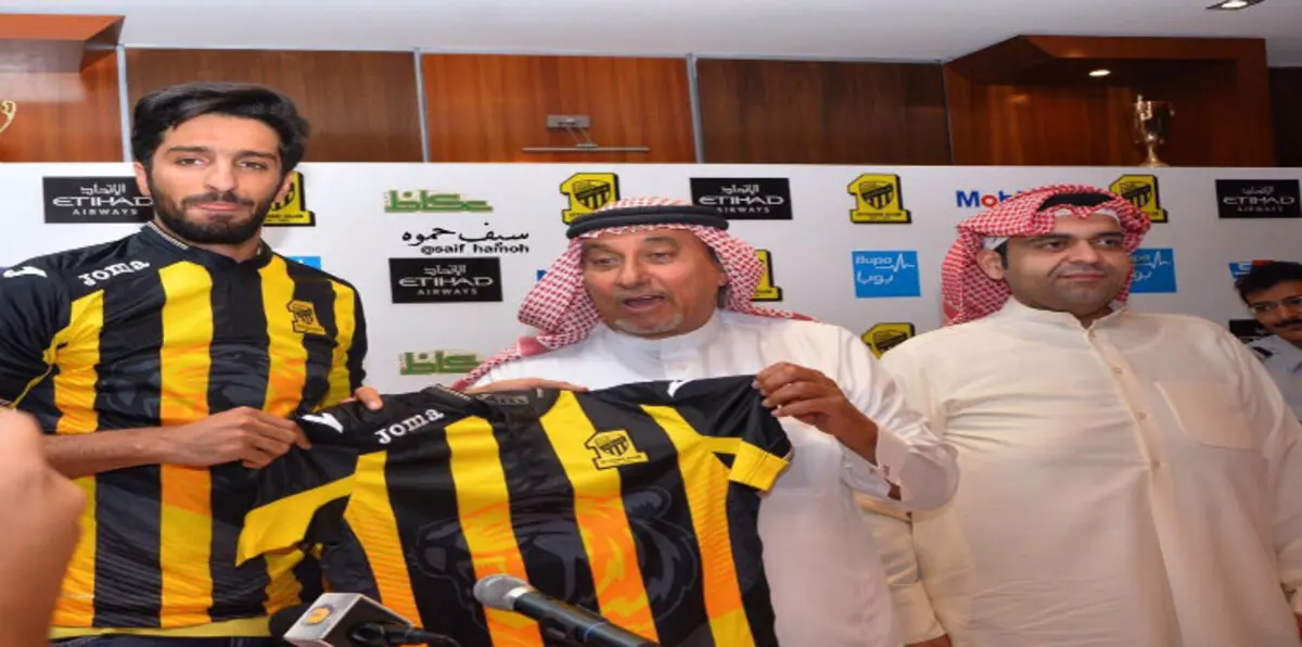 فهد الأنصاري يستجيب فورًا لطلب جمهور الاتحاد السعودي (فيديو)