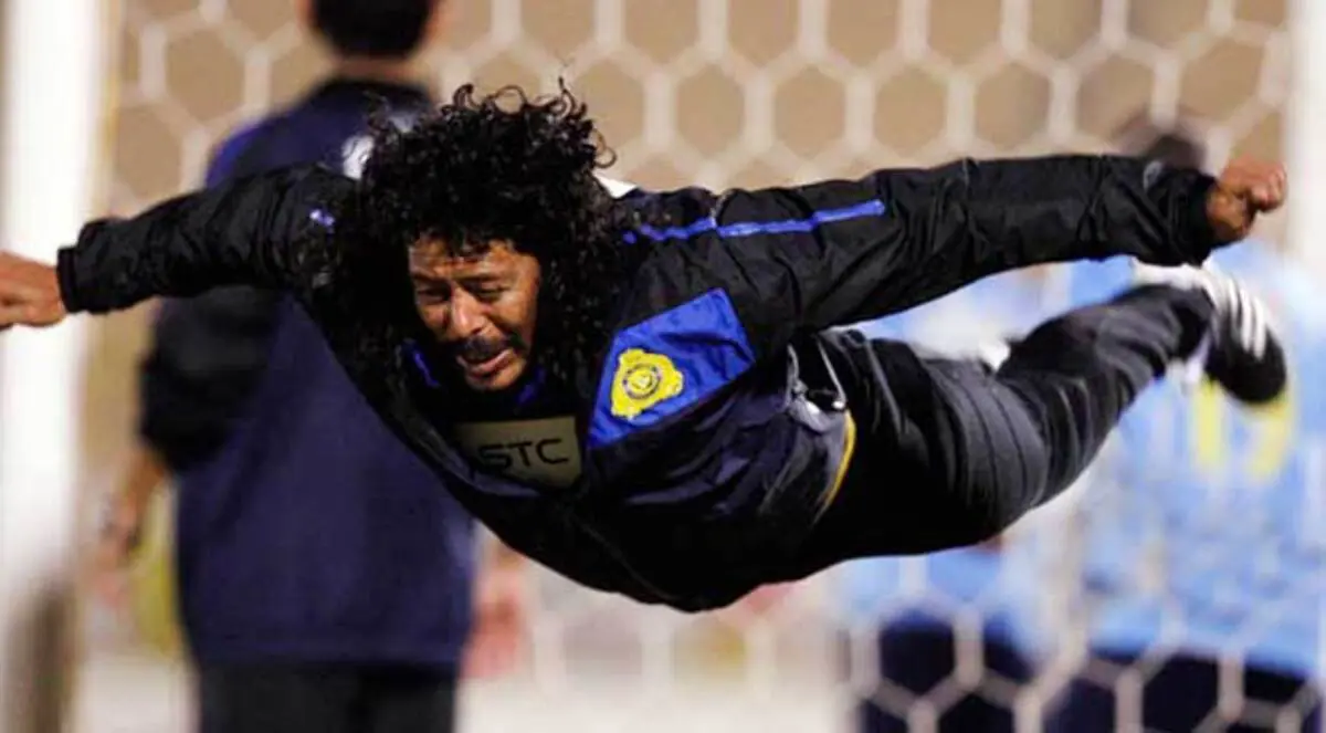 مدرب حراس مرمى النصر ضمن أفضل نجوم العالم