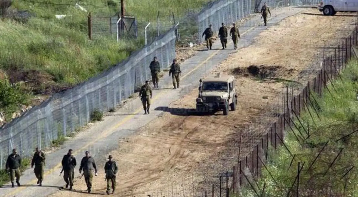 4 قتلى في غارة إسرائيلية عند الحدود السورية