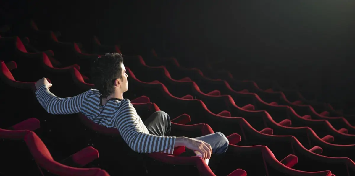 مخرج سينمائي: 50% من الإيرانيين لا يشاهدون تلفزيون بلادهم