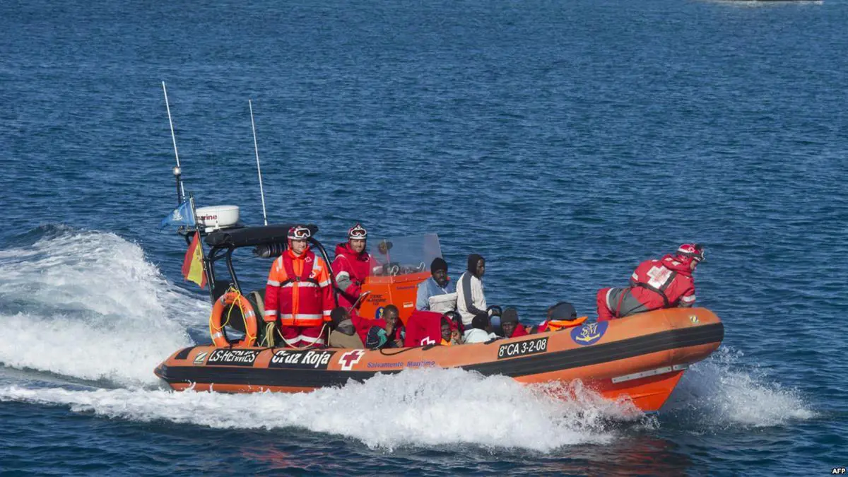 فقدان 26 مهاجرا بعد انقلاب قارب قبالة جزر الكناري الإسبانية