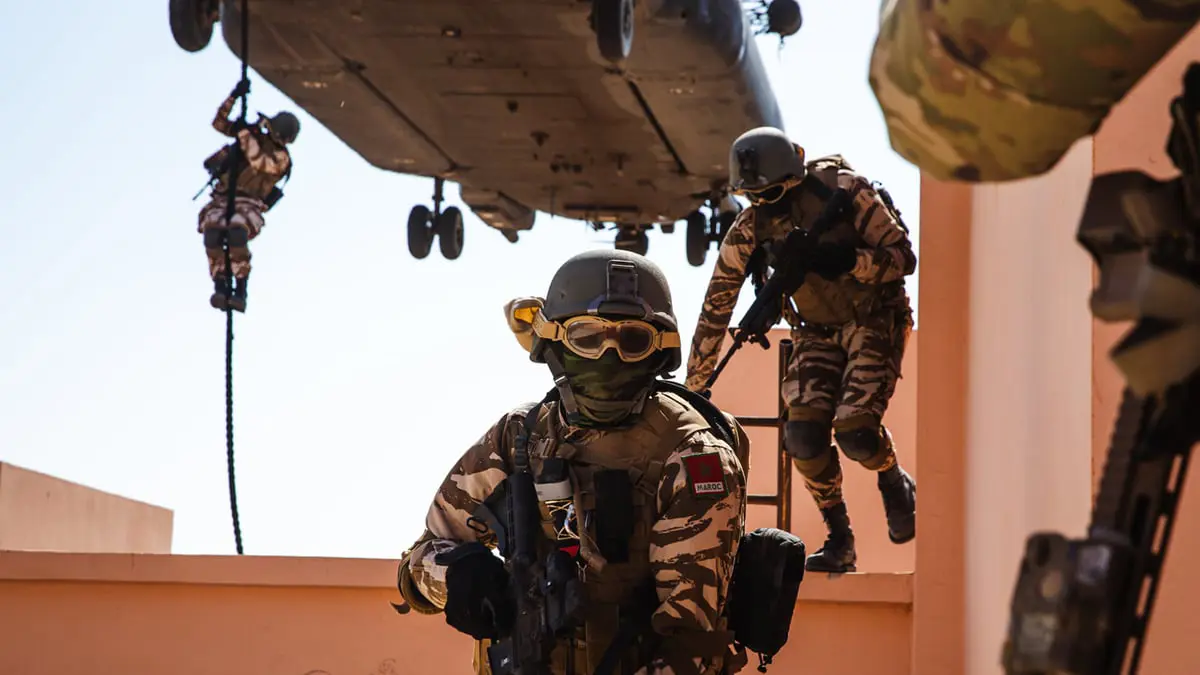 المغرب يرفع ميزانية الدفاع وينص على الصناعات الدفاعية لأول مرة‎‎