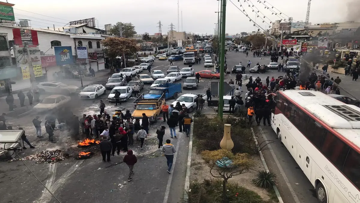 "واشنطن بوست": اتساع قياسي للاحتجاجات والغضب يوحد فئات الشعب الإيراني