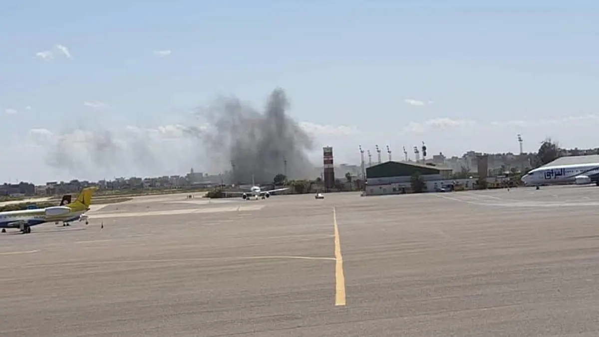استهداف مطار معيتيقة في طرابلس بقصف عشوائي