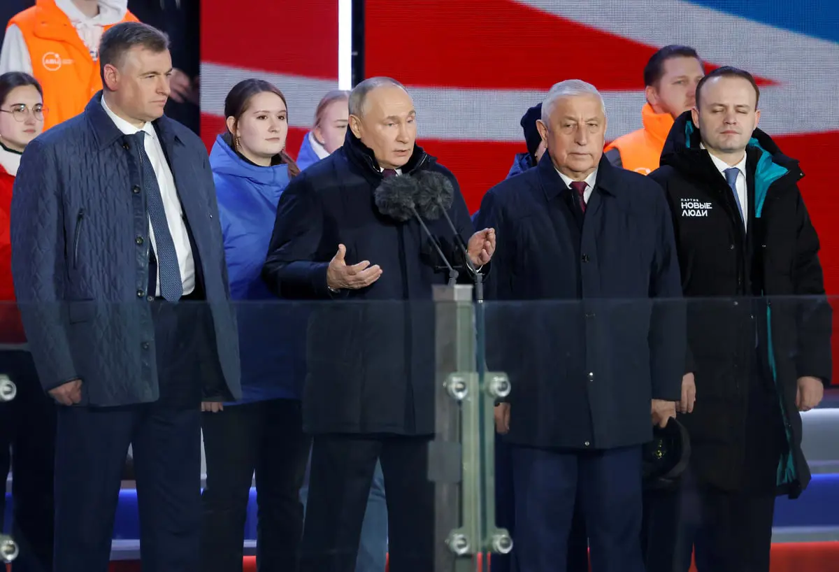 وسط صمت المعارضة.. بوتين يتلقى التهنئة من منافسيه في الانتخابات 
