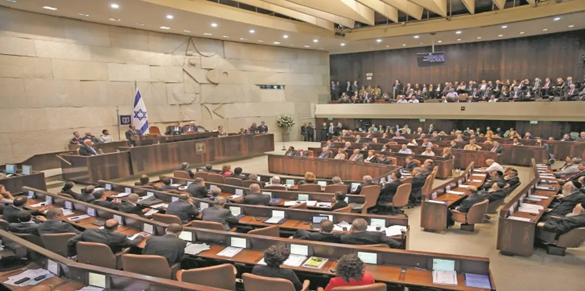 الكنيست يصادق على قانون يشرع قمع الفلسطينيين بحجة الإرهاب