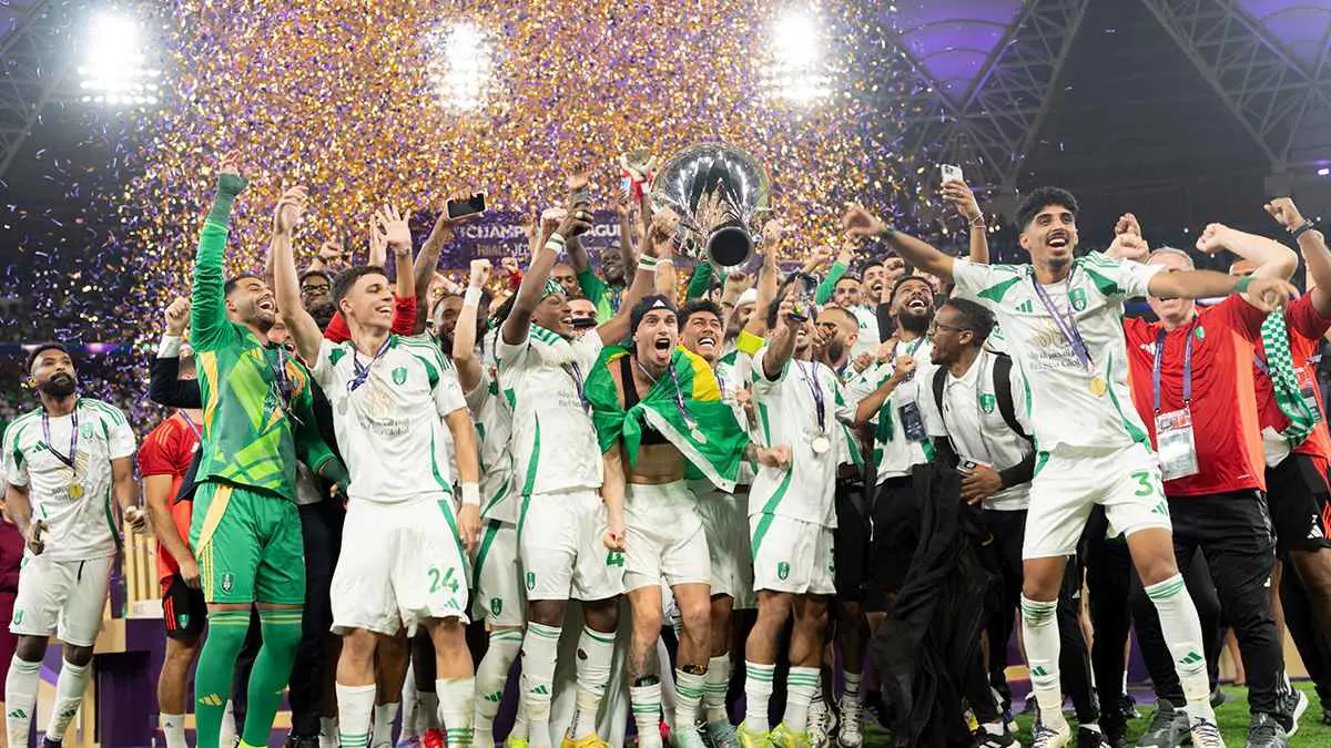 كأس النخبة "حراق".. بدر تركستاني يفجر الجدل مجددا (فيديو)