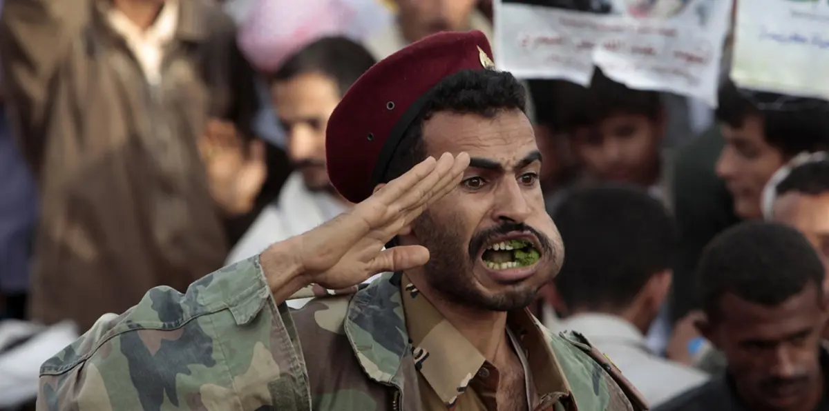 اليمن.. منع عناصر الأمن من تعاطي "القات" في "ساحل حضرموت" أثناء الدوام الرسمي
