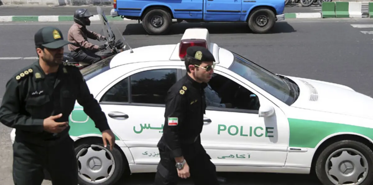 إيران تعتقل "أخطر سيدتين" تروجان للدعارة والمخدرات (صورة)