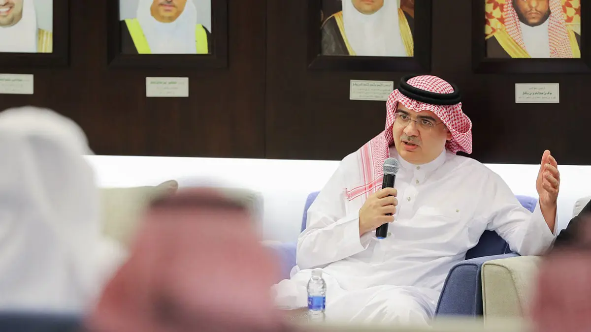 من هو عبدالإله مؤمنة رئيس النادي الأهلي السعودي الجديد؟‎