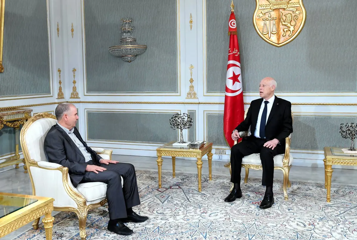 تصاعد الأزمة بين الرئيس التونسي واتحاد الشغل