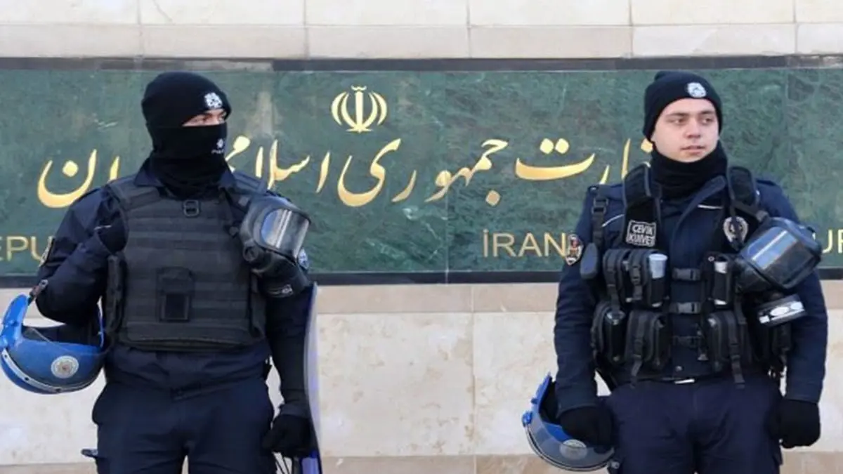 إيران تعلن اعتقال 6 أشخاص من منفذي هجوم شيراز