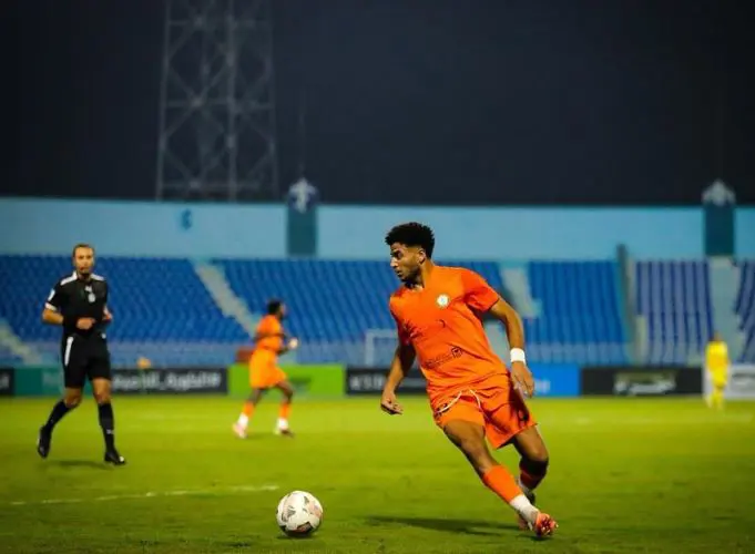 أحمد ربيع لاعب البنك الأهلي