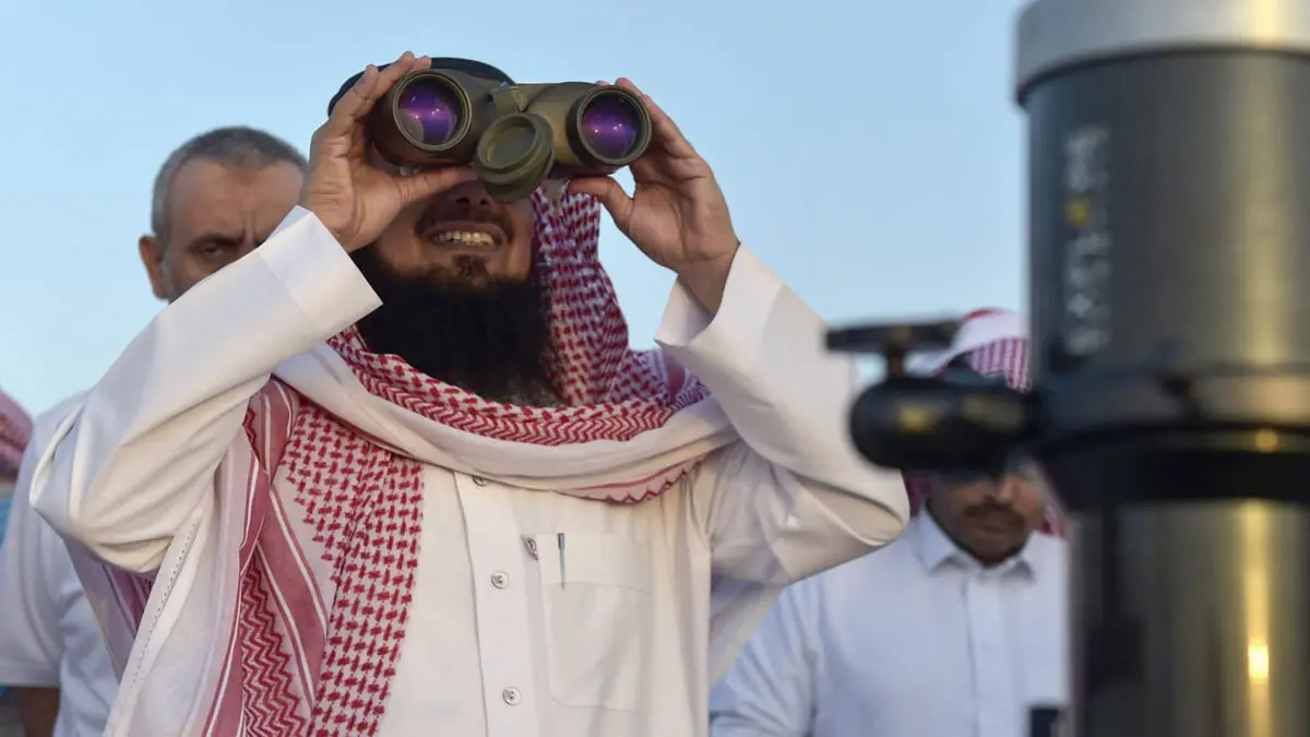 السعودية.. تحديد أول أيام عيد الفطر فلكيا