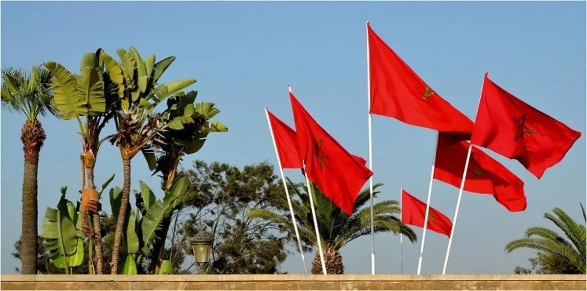 صورة الملك محمد السادس وهو يبكي تشعل مواقع التواصل الاجتماعي