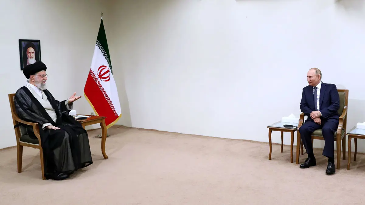 خلال لقائه بوتين.. خامنئي يحذر من "الخداع الغربي"