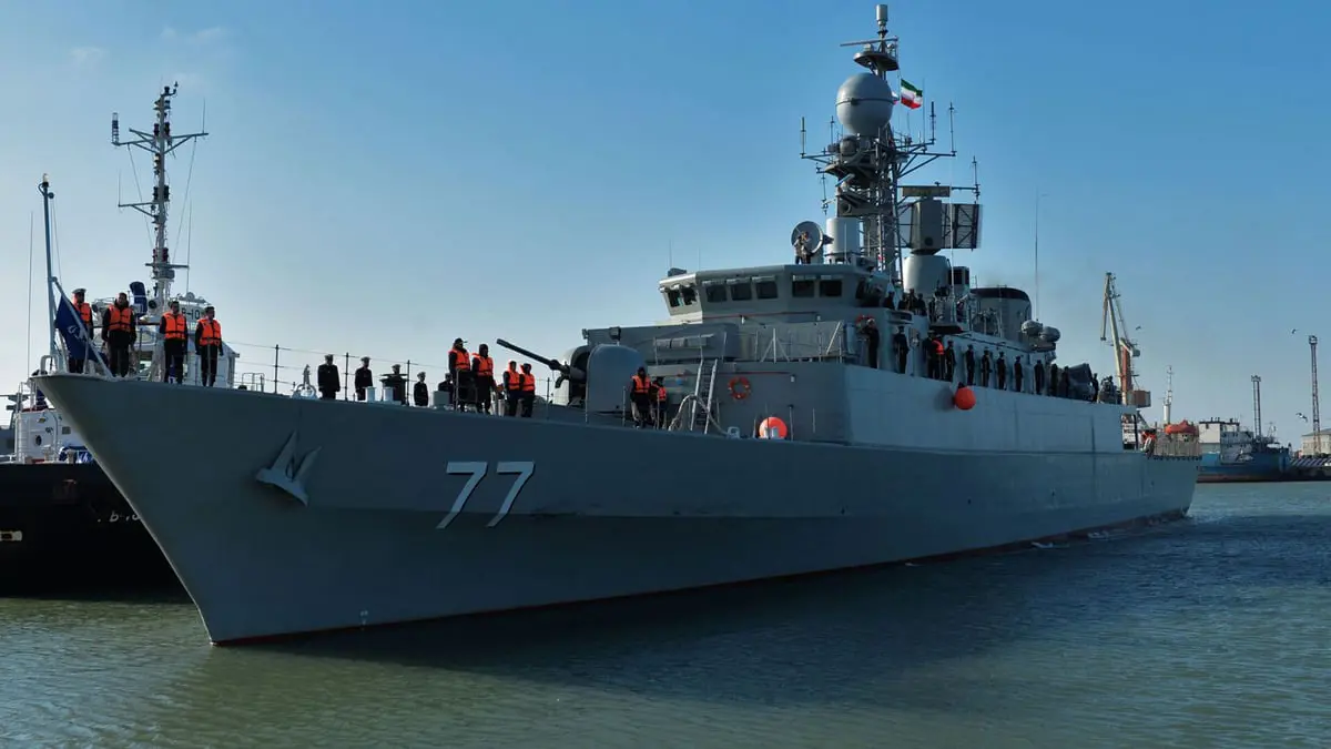 إيران: "أجبرنا" غواصة أمريكية على الصعود إلى السطح في مياه الخليج