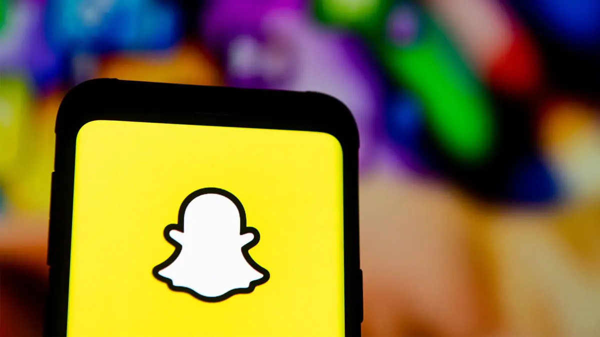 بينهم فنانان.. السعودية تعاقب 4 من مشاهير "سناب شات" لنشرهم إعلانات "مضللة"