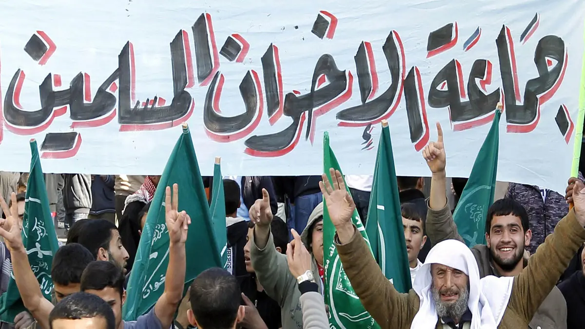يبارك الاحتلال التركي ويهاجم الإيراني.. بيان إخوان سوريا يمر دون ضجيج