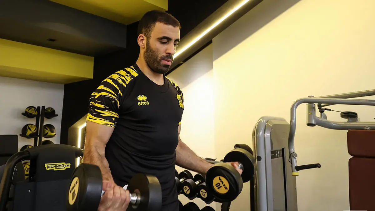 ‏ عبدالرزاق حمدالله يطالب لجنة الانضباط والأخلاق بشطب أحمد الغامدي مدير نادي النصر