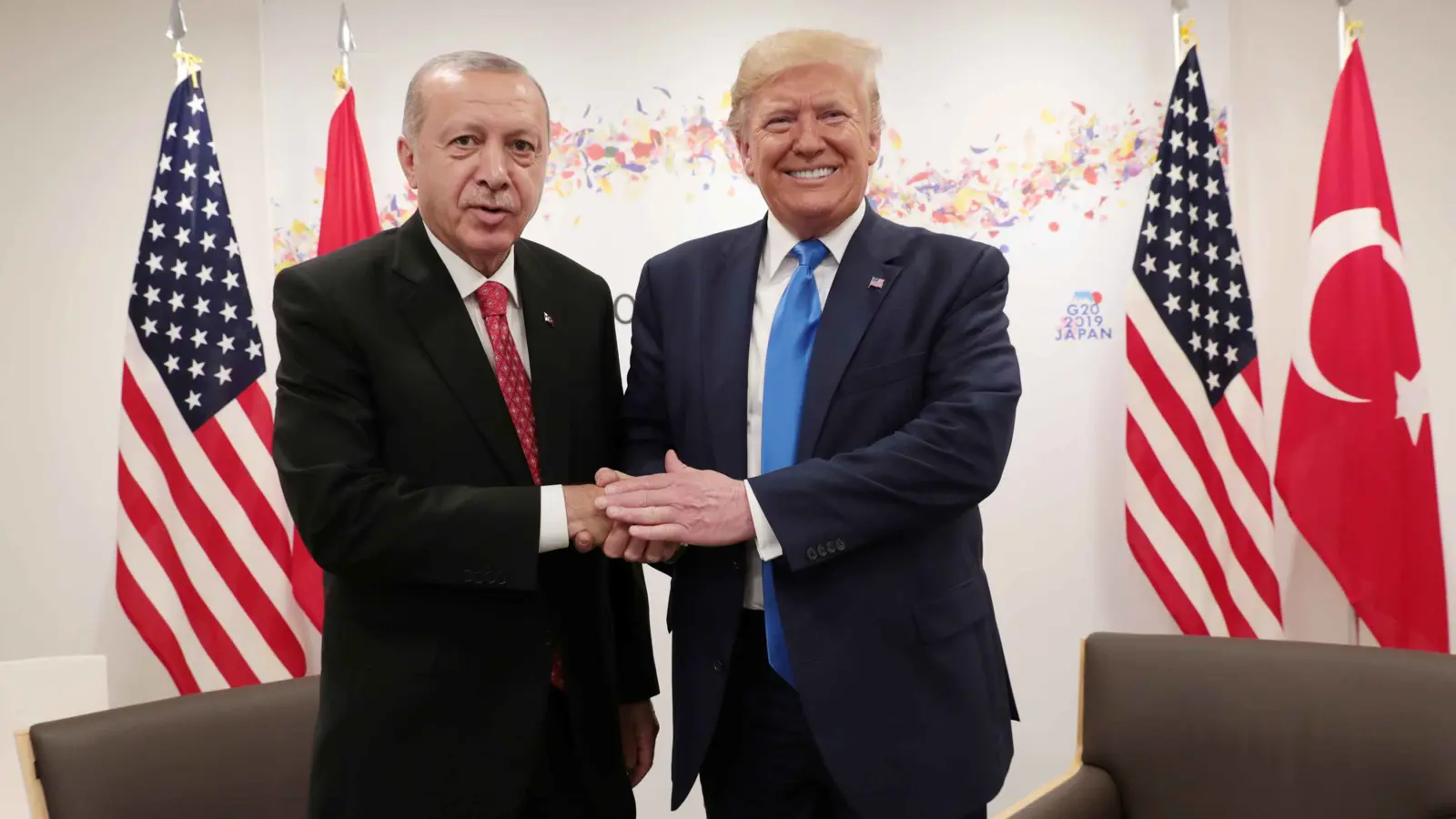 أردوغان يشكر "الصديق" ترامب بعد رفع العقوبات عن سوريا