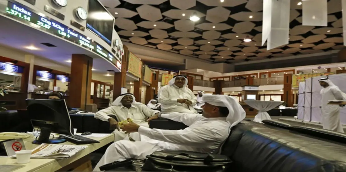 البورصات الخليجية تواصل تراجعها وأسواق الإمارات تعود للمنطقة الخضراء