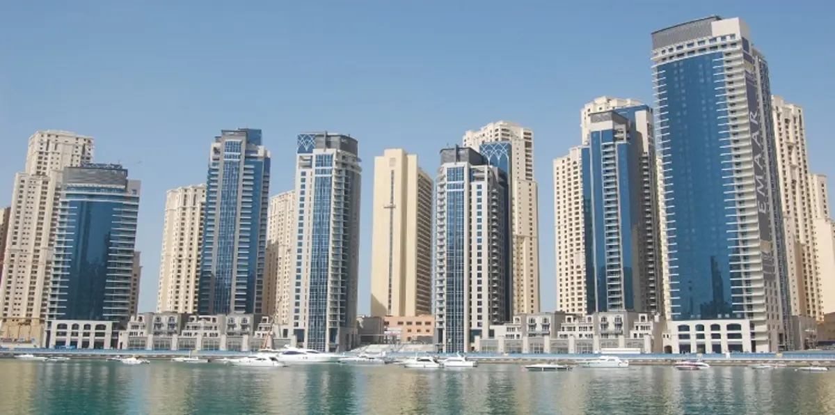 الباكستانيون في المرتبة الـ 3 في قطاع تملك العقارات في الإمارات