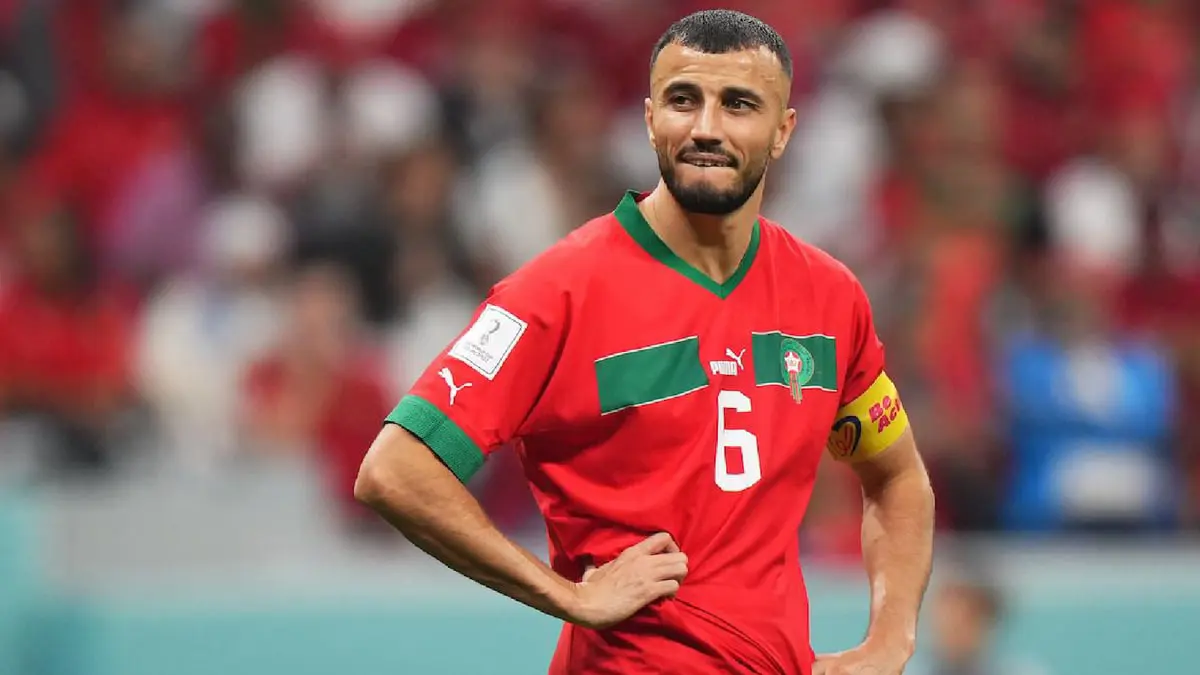 ليس مغربيًّا.. رومان سايس يختار أفضل لاعب عربي في العالم (فيديو)