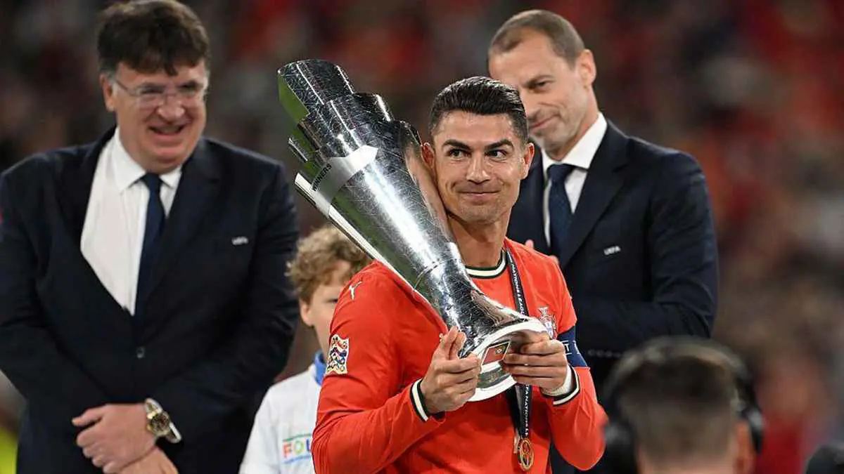 باعتراف صديق ميسي.. هل يختتم رونالدو مسيرته متوجا بكأس العالم؟