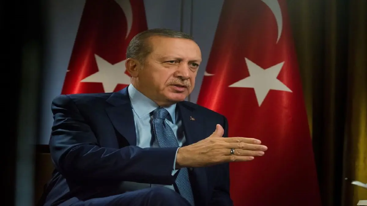 بلومبيرغ: أردوغان يقامر بالاقتصاد للفوز في الانتخابات البلدية