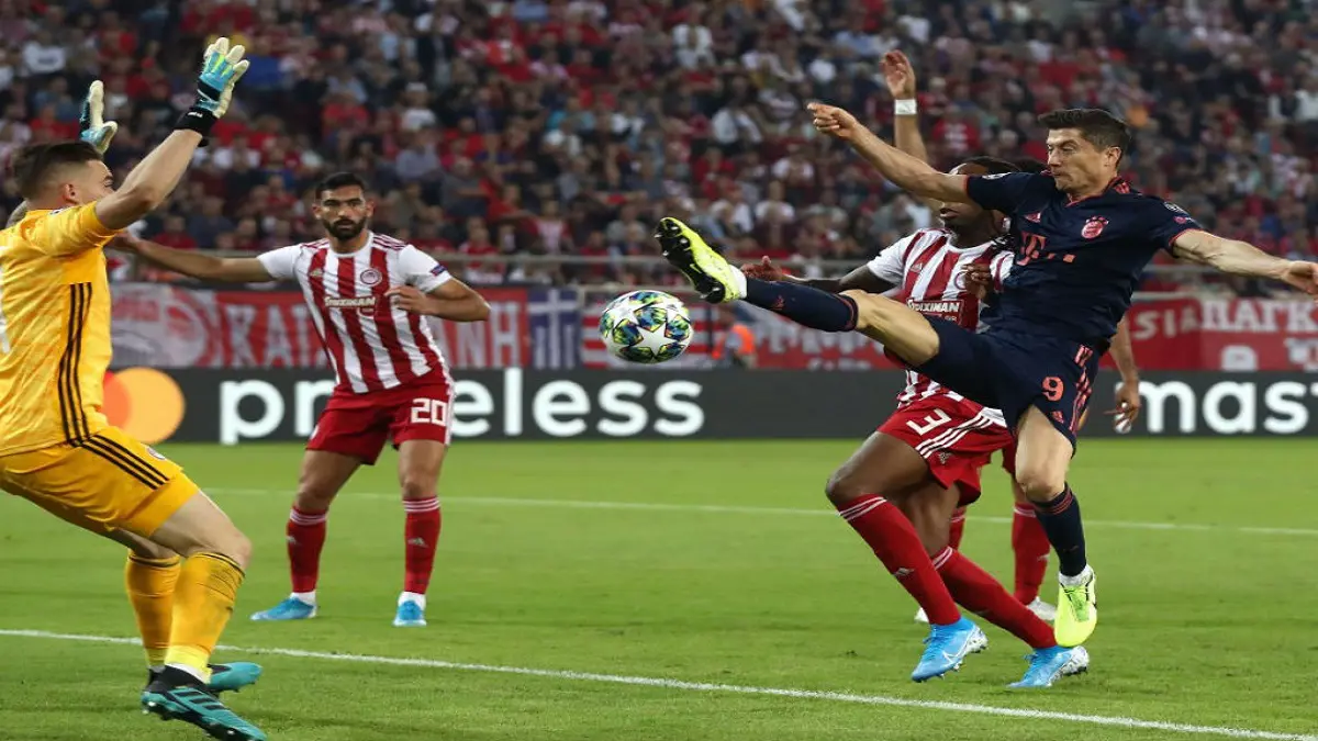 بايرن ميونخ يتجاوز أولمبياكوس وتوتنهام يكتسح سرفينا الصربي بدوري أبطال أوروبا (فيديو)