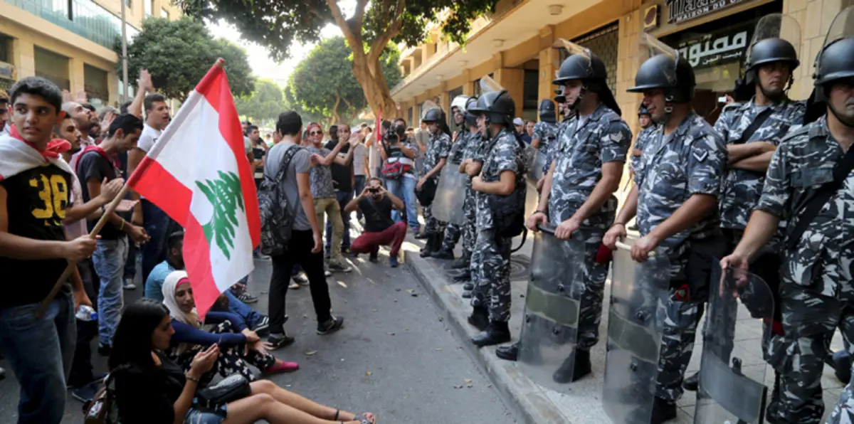 احتجاجات "طلعت ريحتكم" اللبنانية.. إلى أين؟