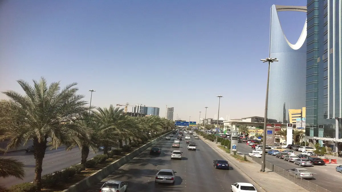 وزير المالية السعودي: لن نعيد النظر بضريبة القيمة المضافة في الأمد القصير والمتوسط