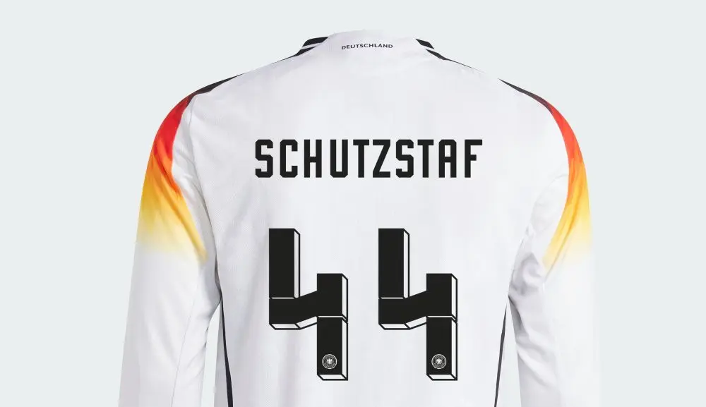  سر تغيير تصميم الرقم 4 على قمصان منتخب ألمانيا (صور)