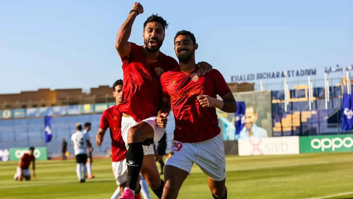 سبب فشل انتقال نجم الأهلي السابق إلى الزمالك