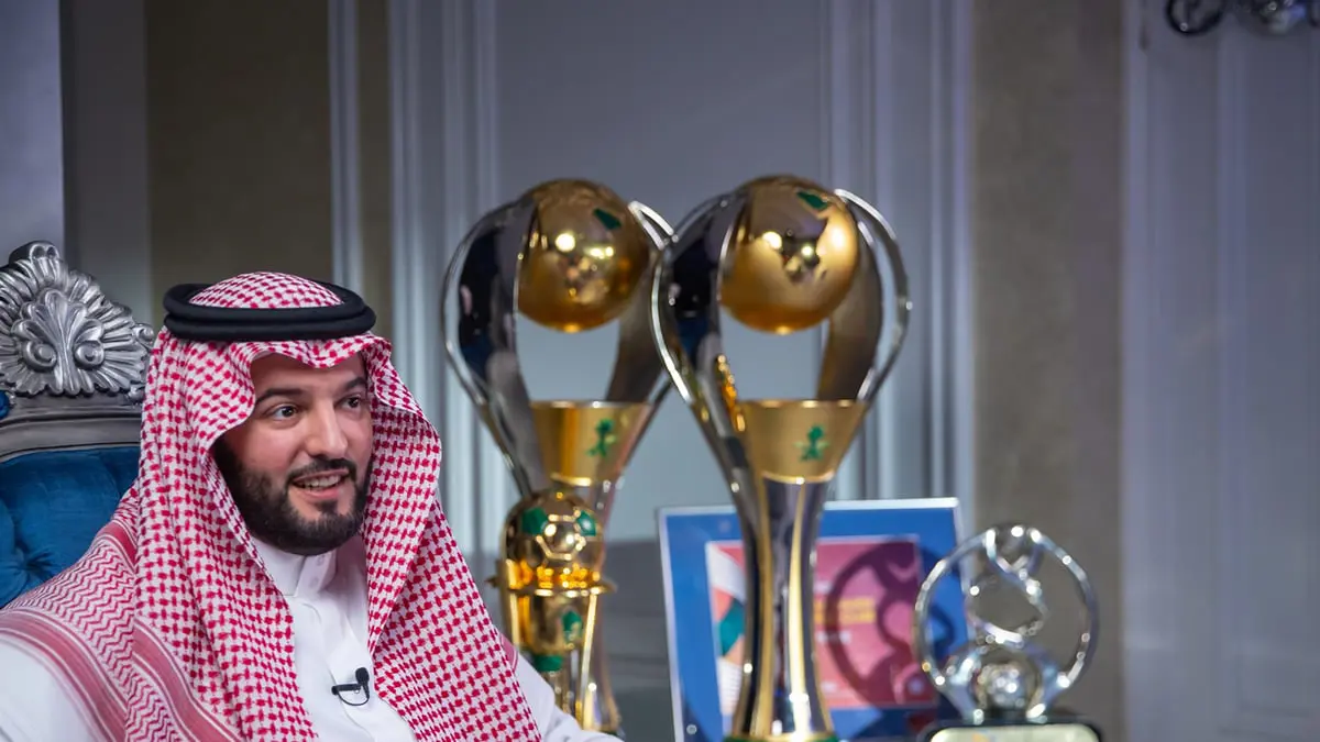 فهد بن نافل يهاجم الاتحاد السعودي بسبب توثيق البطولات