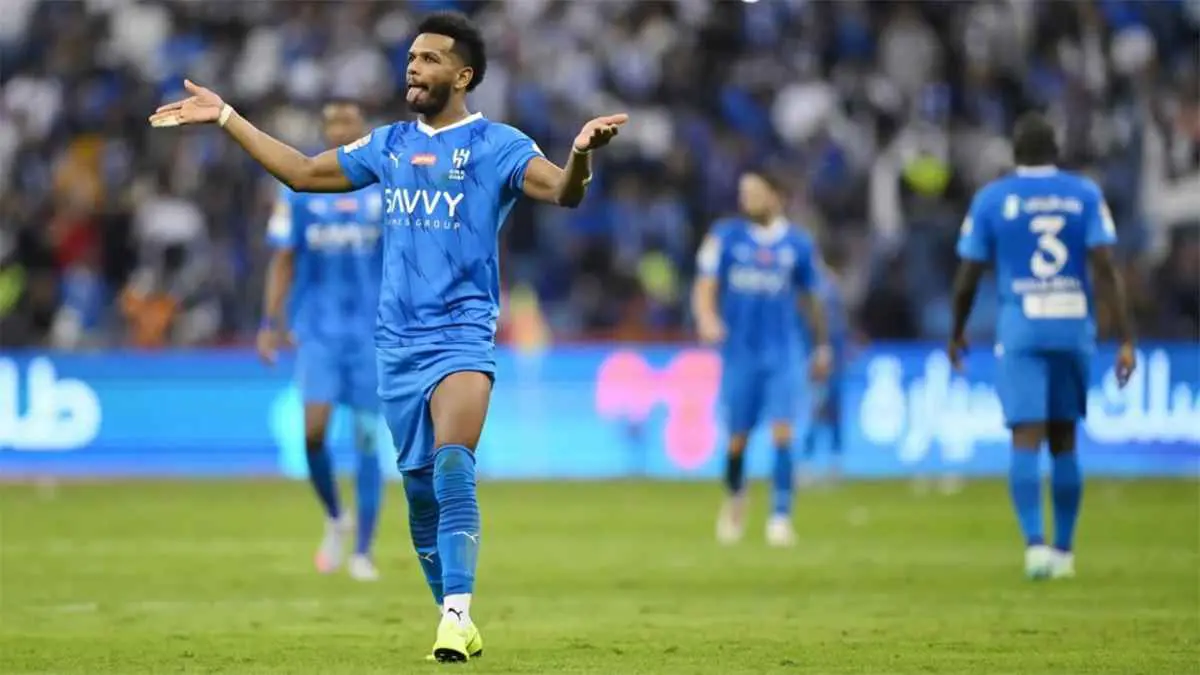 الهلال يتخذ قرارا مهما تجاه علي البليهي