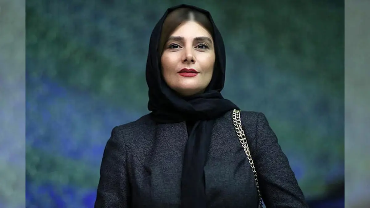 خلعت الحجاب ووصف النظام بـ"قاتل الأطفال".. اعتقال الفنانة الإيرانية "هنغامه قاضياني" 