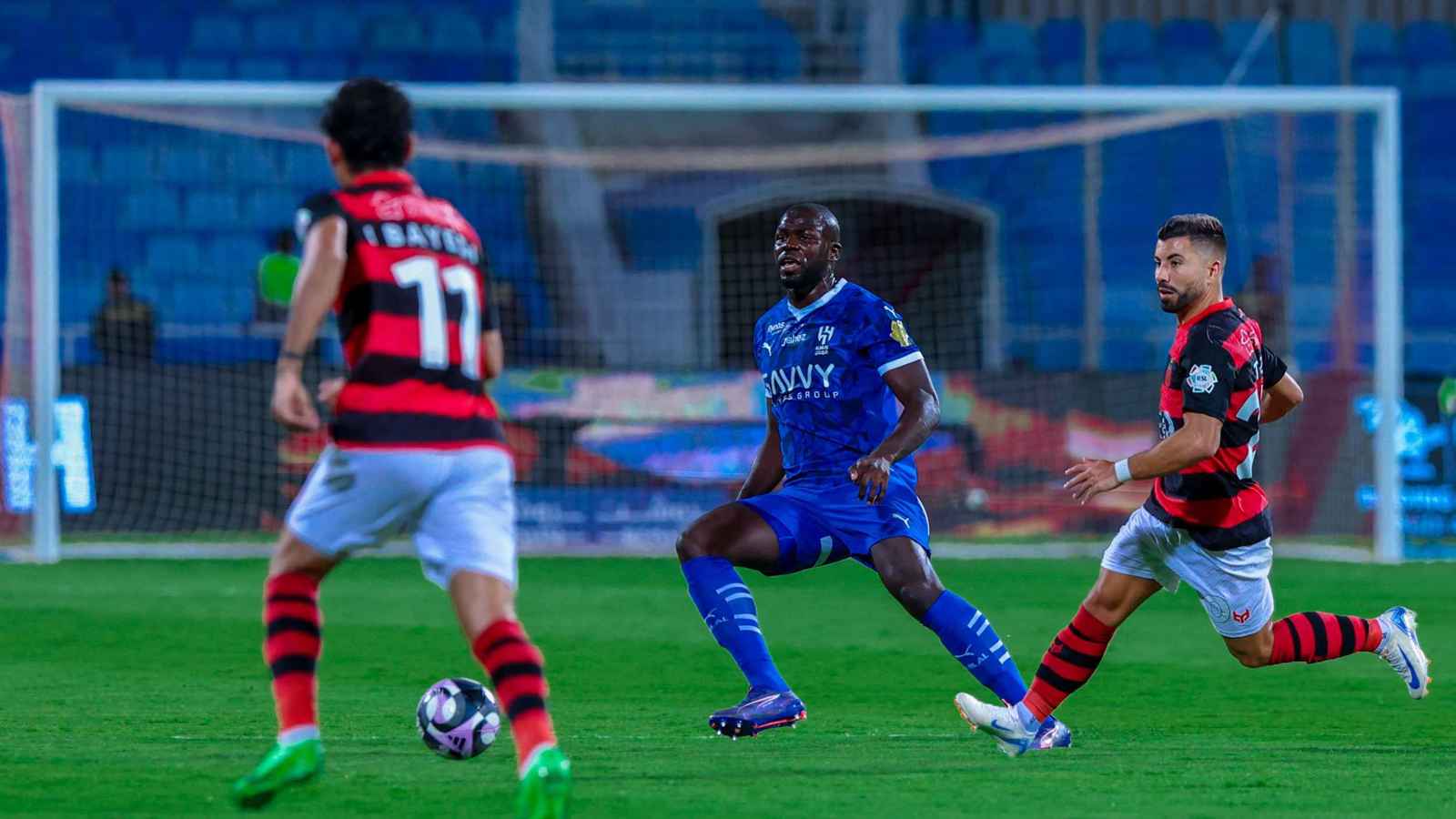 ملخص وأهداف مباراة الرياض والهلال في الدوري السعودي للمحترفين | إرم نيوز