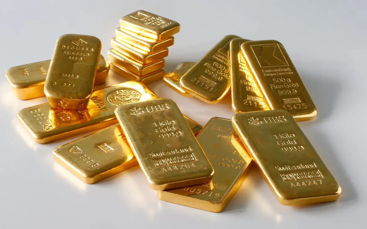 الذهب يستقر بعد تدني الآمال في خفض أسعار الفائدة