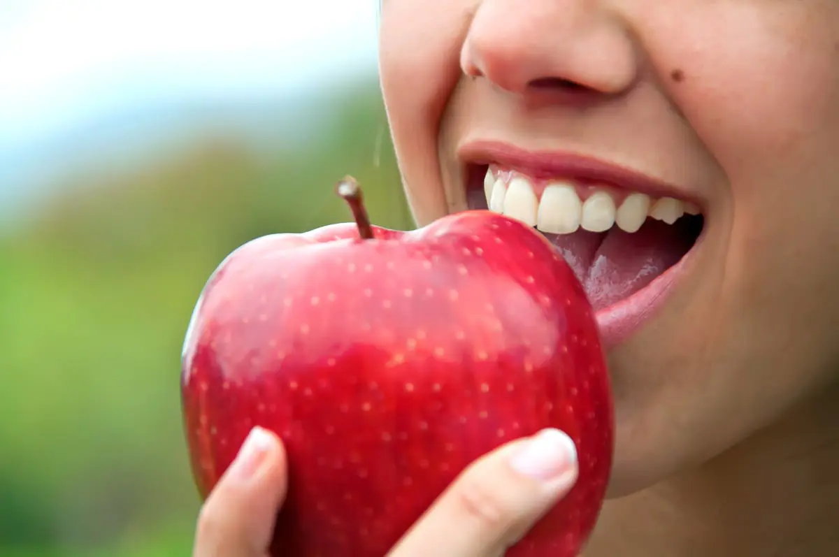 هل التفاح صحي أكثر من الفاكهة الأخرى؟