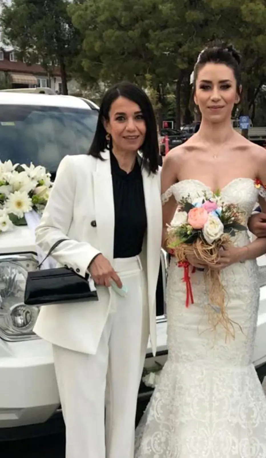 الزوجة الضحية غمزة