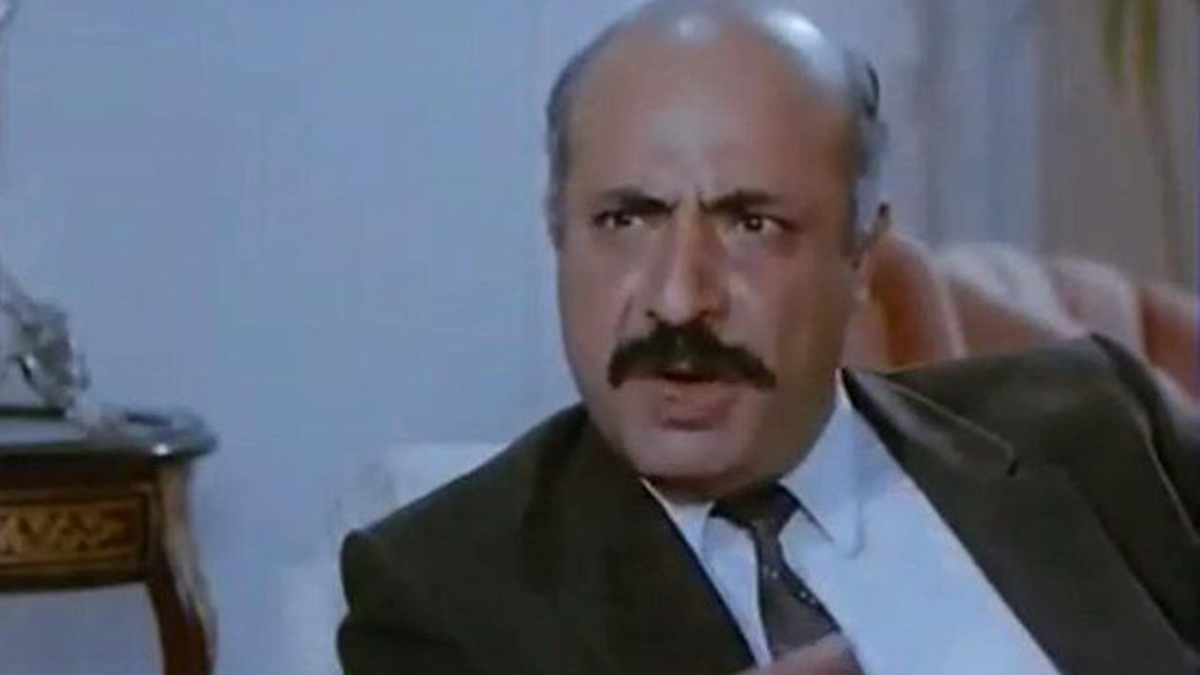 الفنان المصري فايق عزب ينقل للعناية المركزة إثر وعكة صحية