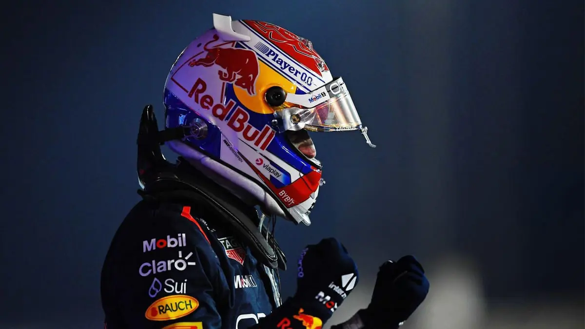 "فورمولا 1".. ماكس فرستابن يتوج بجائزة السعودية الكبرى