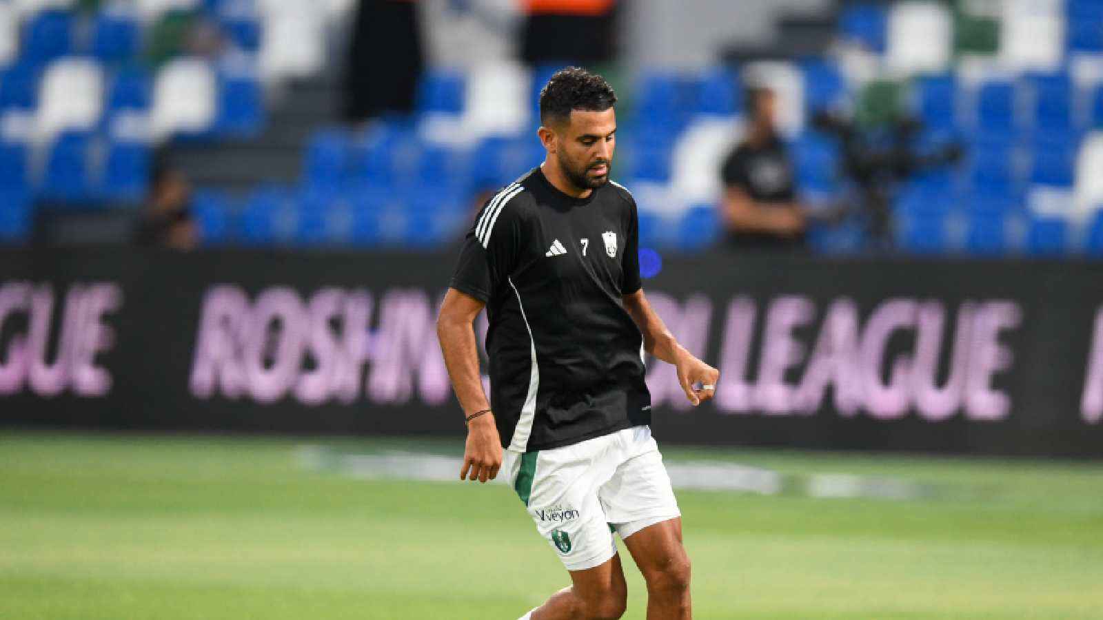 Riyad Mahrez's weight has embarrassed the Saudi Al-Ahli coach - News ...