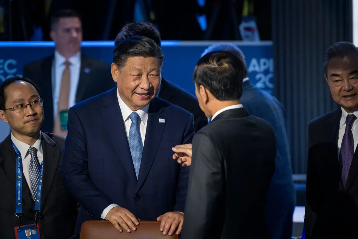 الصين والاتحاد الأوروبي يدعوان لمواجهة التحديات العالمية