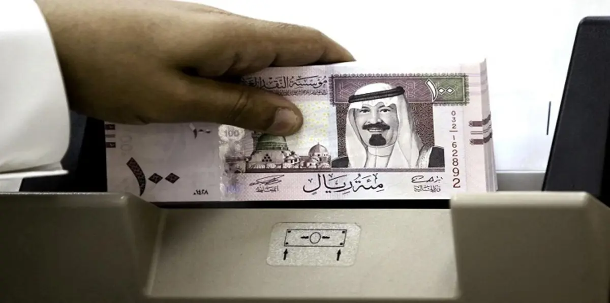 تقرير: السعودية "الثانية عالمياً" في حجم تحويلات العمالة الوافدة والإمارات "الثانية خليجياً"