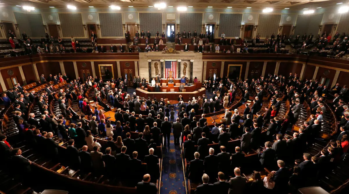 الكونغرس الأمريكي يقر مشروع قانون للتمويل المؤقت