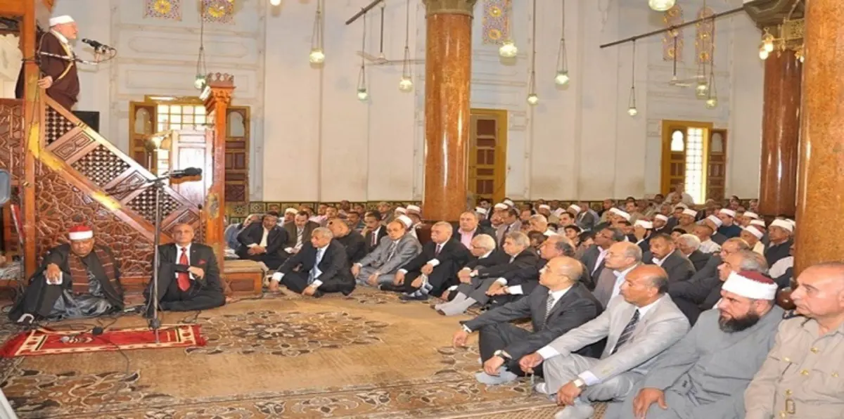 الحكومة المصرية تراقب أئمة المساجد خلال أوقات الصلاة